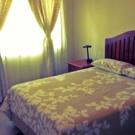 A New Earth Guest Lodge Francistown Luaran gambar