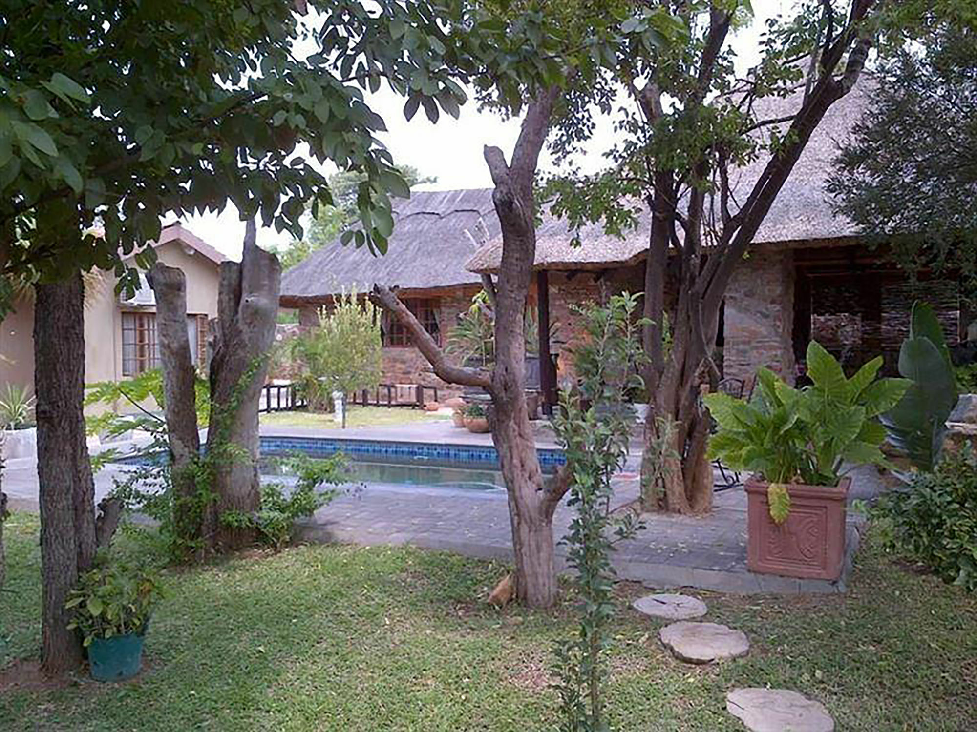 A New Earth Guest Lodge Francistown Luaran gambar