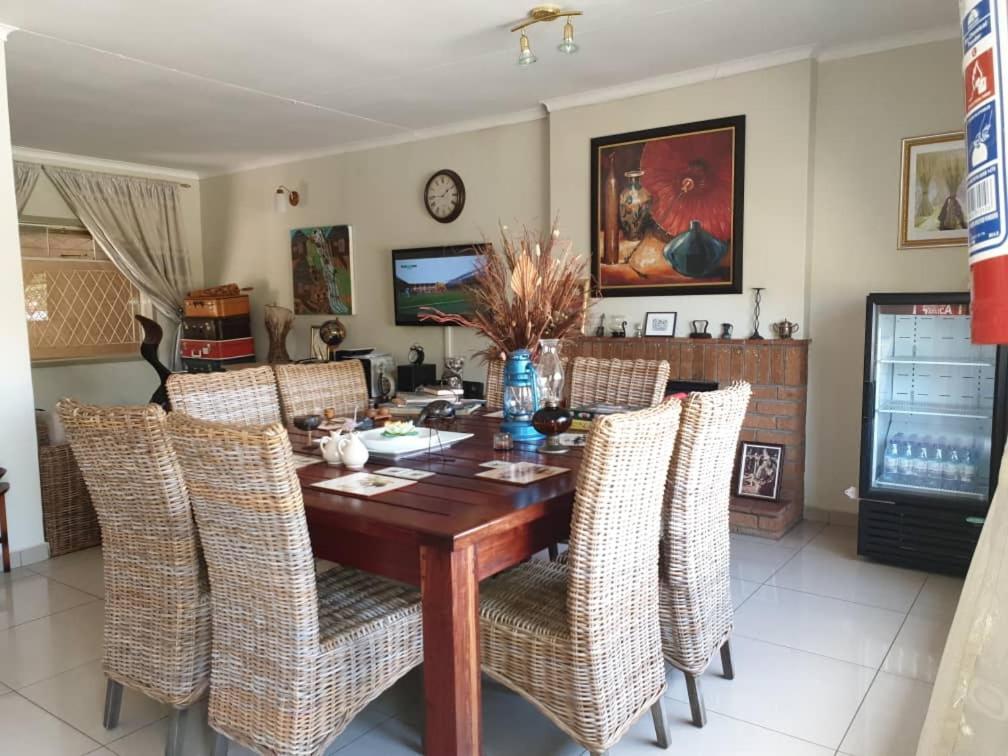 A New Earth Guest Lodge Francistown Luaran gambar